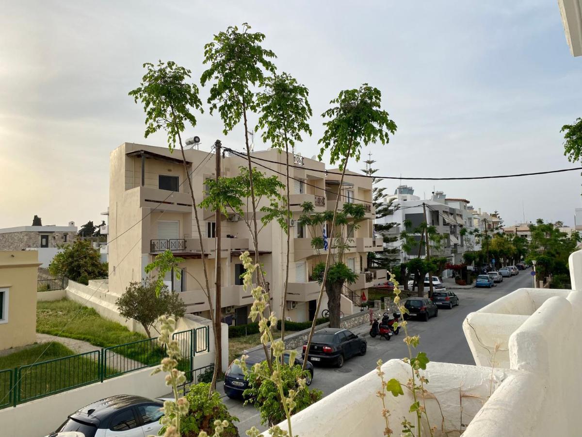 Central, Sunny & Spacious Apartment, In Kos, "1" Екстериор снимка