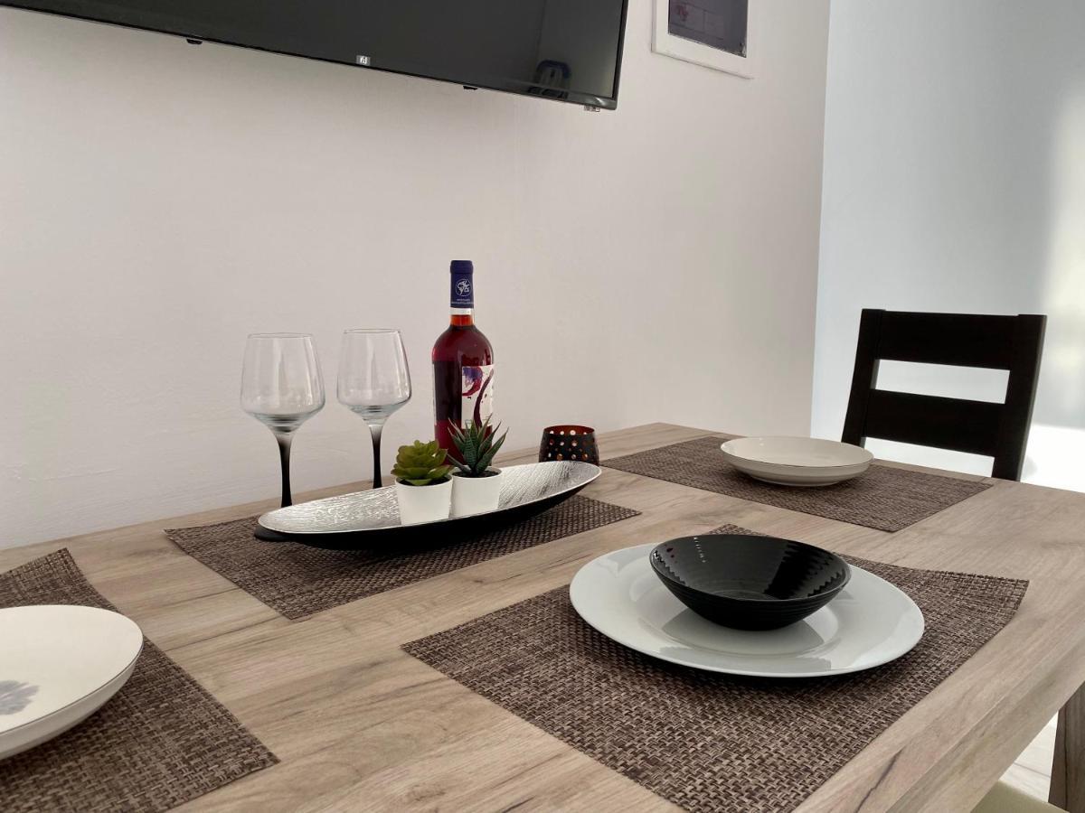 Central, Sunny & Spacious Apartment, In Kos, "1" Екстериор снимка
