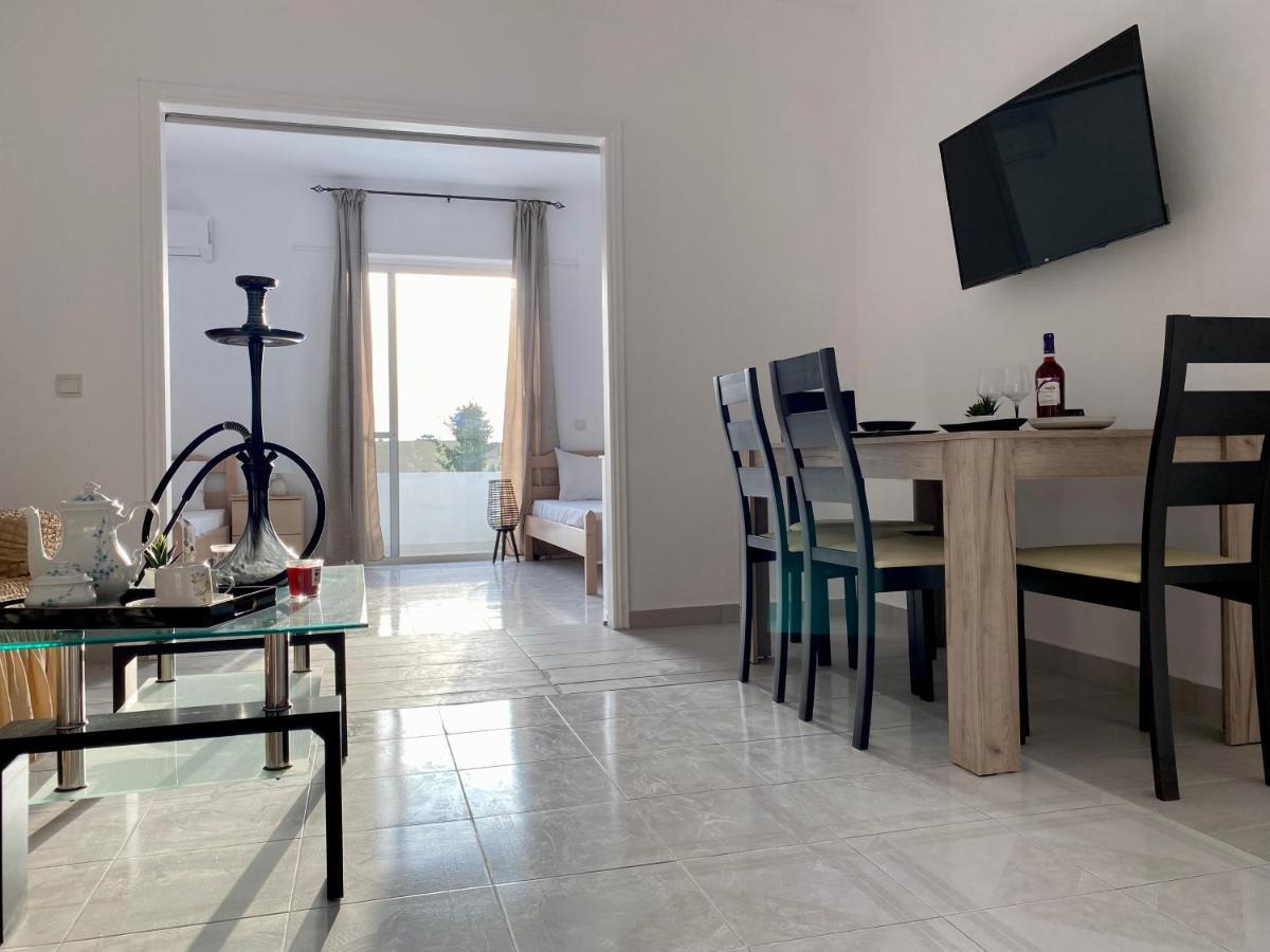 Central, Sunny & Spacious Apartment, In Kos, "1" Екстериор снимка