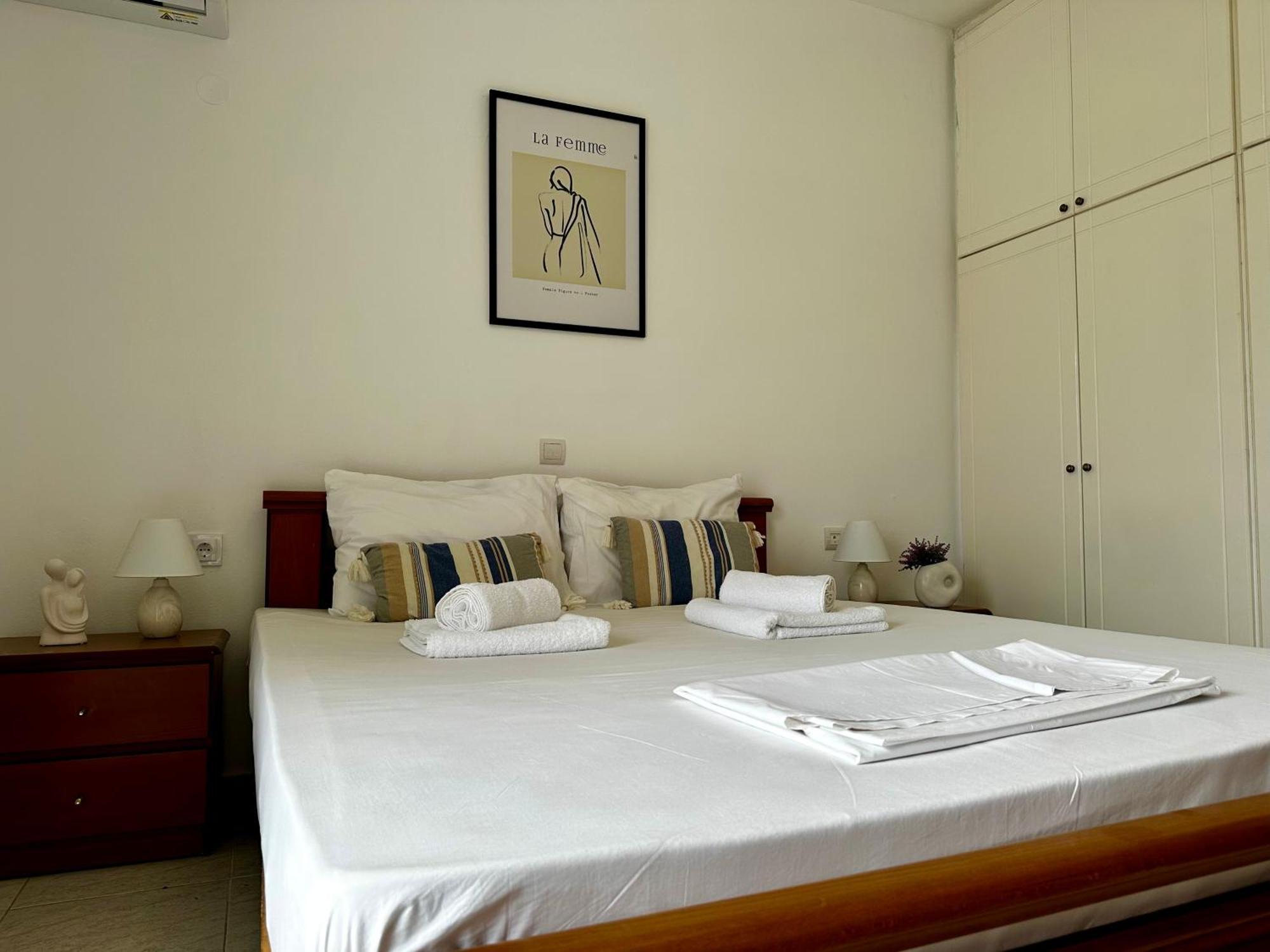 Central, Sunny & Spacious Apartment, In Kos, "1" Екстериор снимка